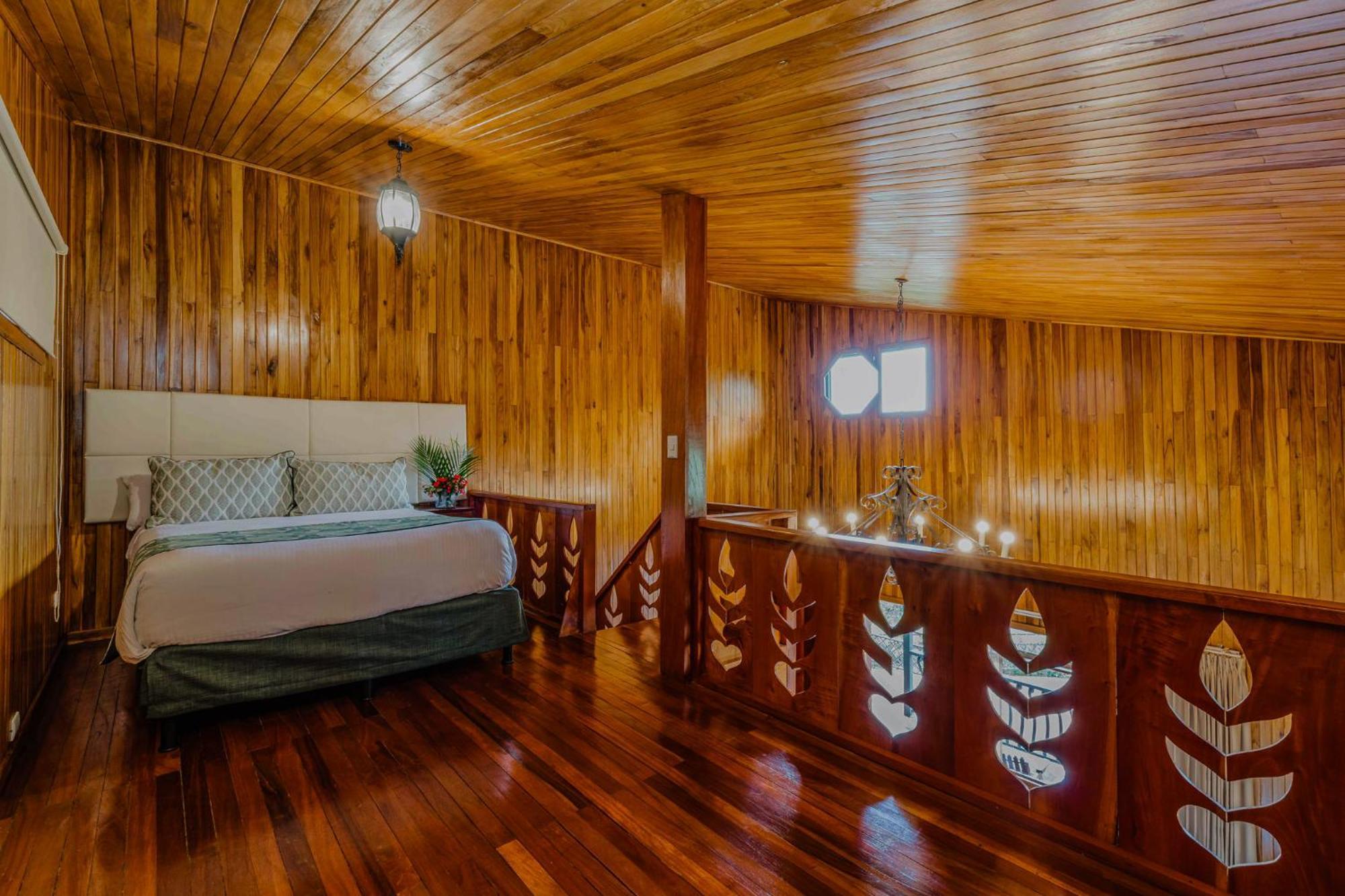 Hotel Heliconia - Monteverde Exteriör bild
